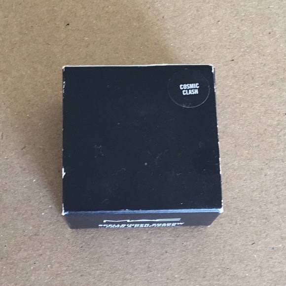 MAC Spellbinder Shadow in Cosmic Clash - Picture 7 of 7